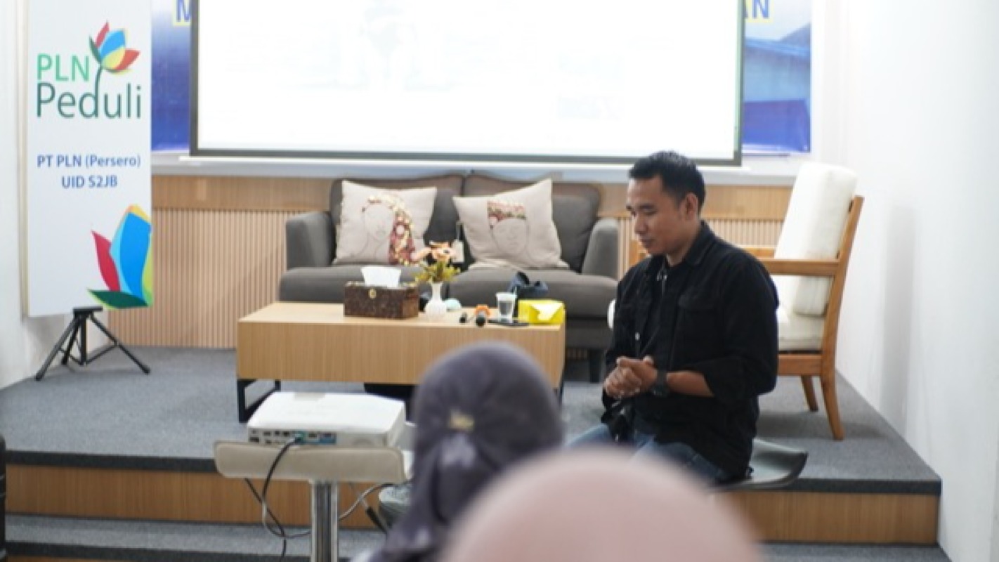 Ubah Klik Jadi Closing, Rumah BUMN Jambi Bekali Pelaku UMKM Ilmu Copywriting dan Visual Berkelas